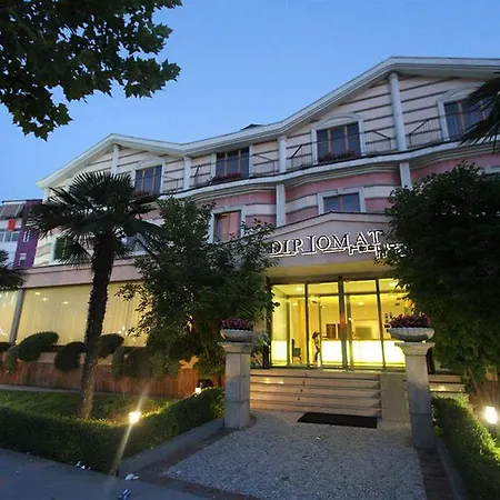 Hotell Diplomat & Tirana