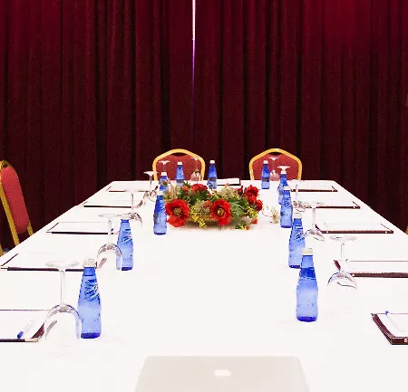 Diplomat & Hotell Tirana