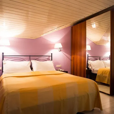 מלון Diplomat & טיראנה