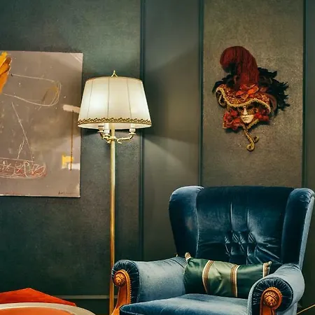 מלון Diplomat & 4*