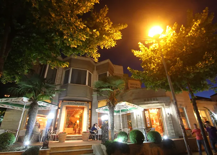 Hotel Diplomat & Tirana