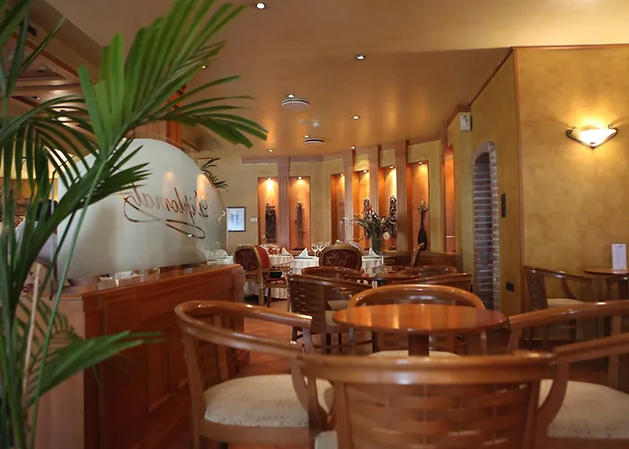 Diplomat & Szálloda