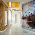 Diplomat & Hotel 4*