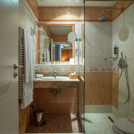 Diplomat & 호텔 4*