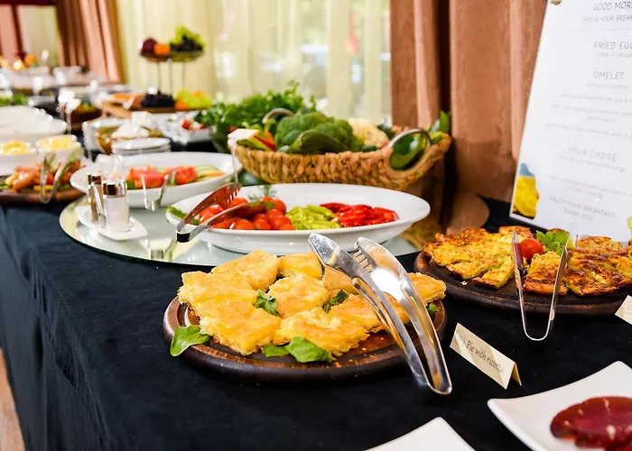 Hotel Diplomat & Tirana